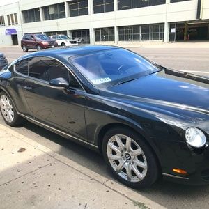 Meet your Posher, Sam